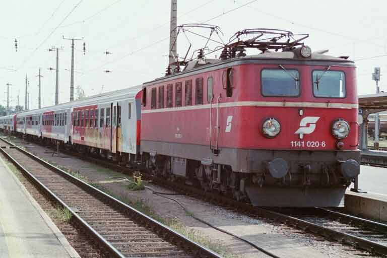 1141.020 mit R 4058 in Graz