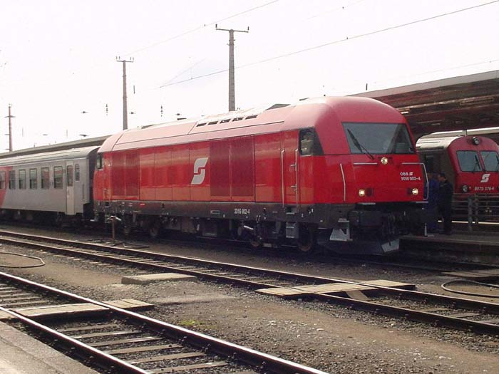 2016.002 mit E 2701 in Graz Hbf